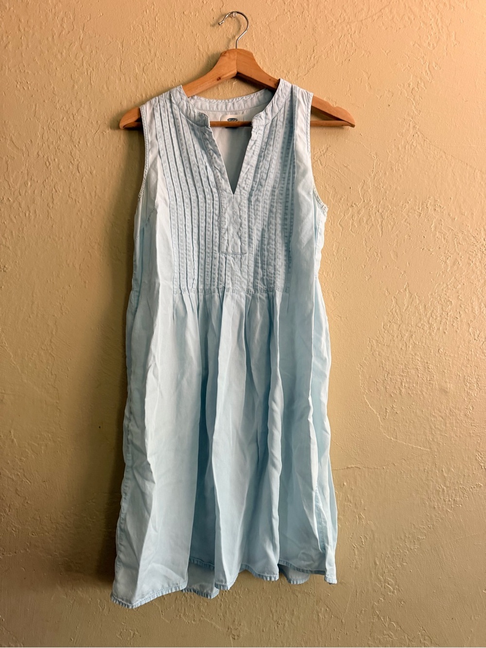 Old Navy Light Blue Pintuck Sleeveless Cotton Dress